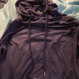 Long sleeve lightweight hoodie with pockets.